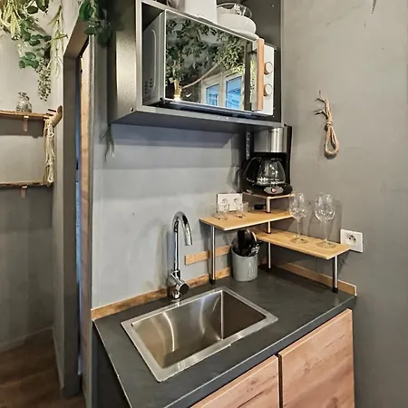 Petit Nid Douillet, A Deux Pas Des Commodites Apartment Neuilly-Plaisance